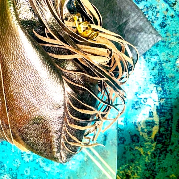 ✨Alberta Dicanio✨ Metallic Bronze Oversized Leather Hobo Bag W/Detachable Strap - Picture 10 of 16